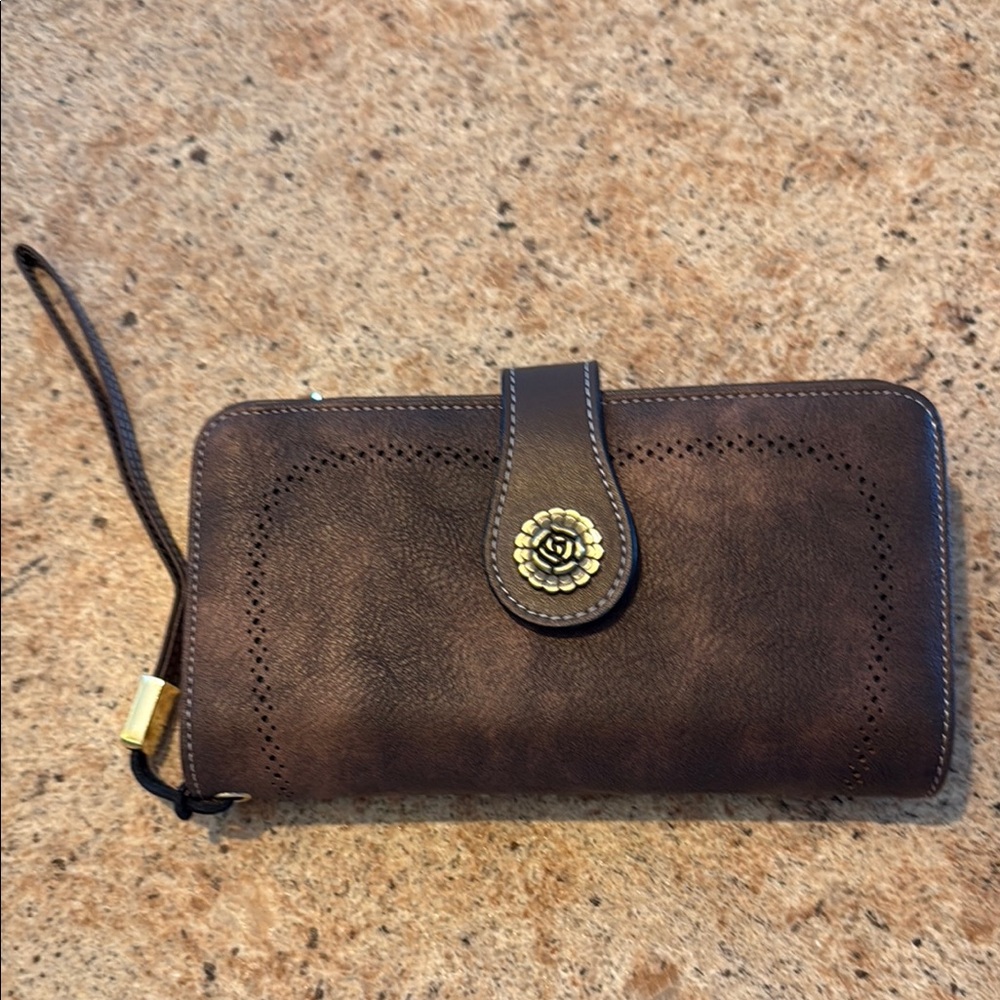 Elegant Brown Wristlet Clutch